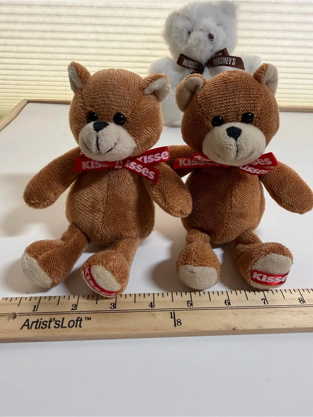 Hershey’s Kisses plush bears by Galerie